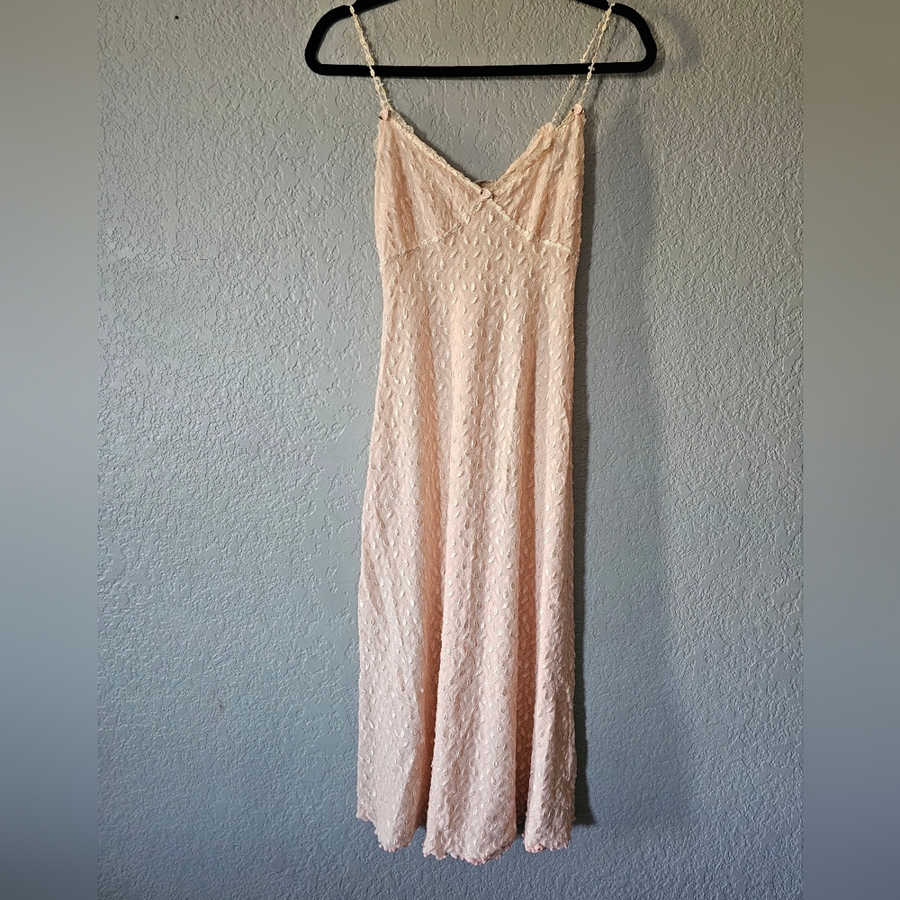 Vintage Claire Pettibone Luxury Lingerie Lace Pink S With Leafs On It